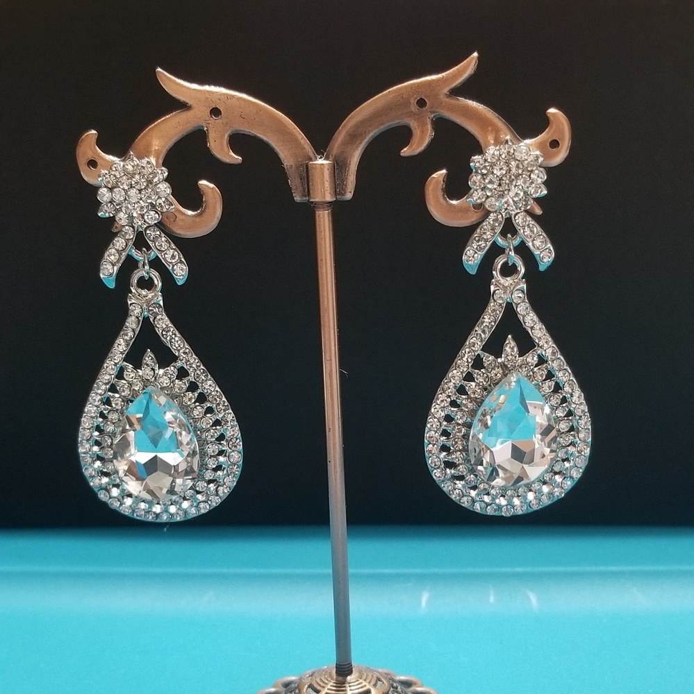 Crystal rhinestone earrings